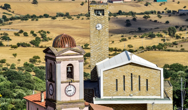 Facciata della chiesa parrocchiale