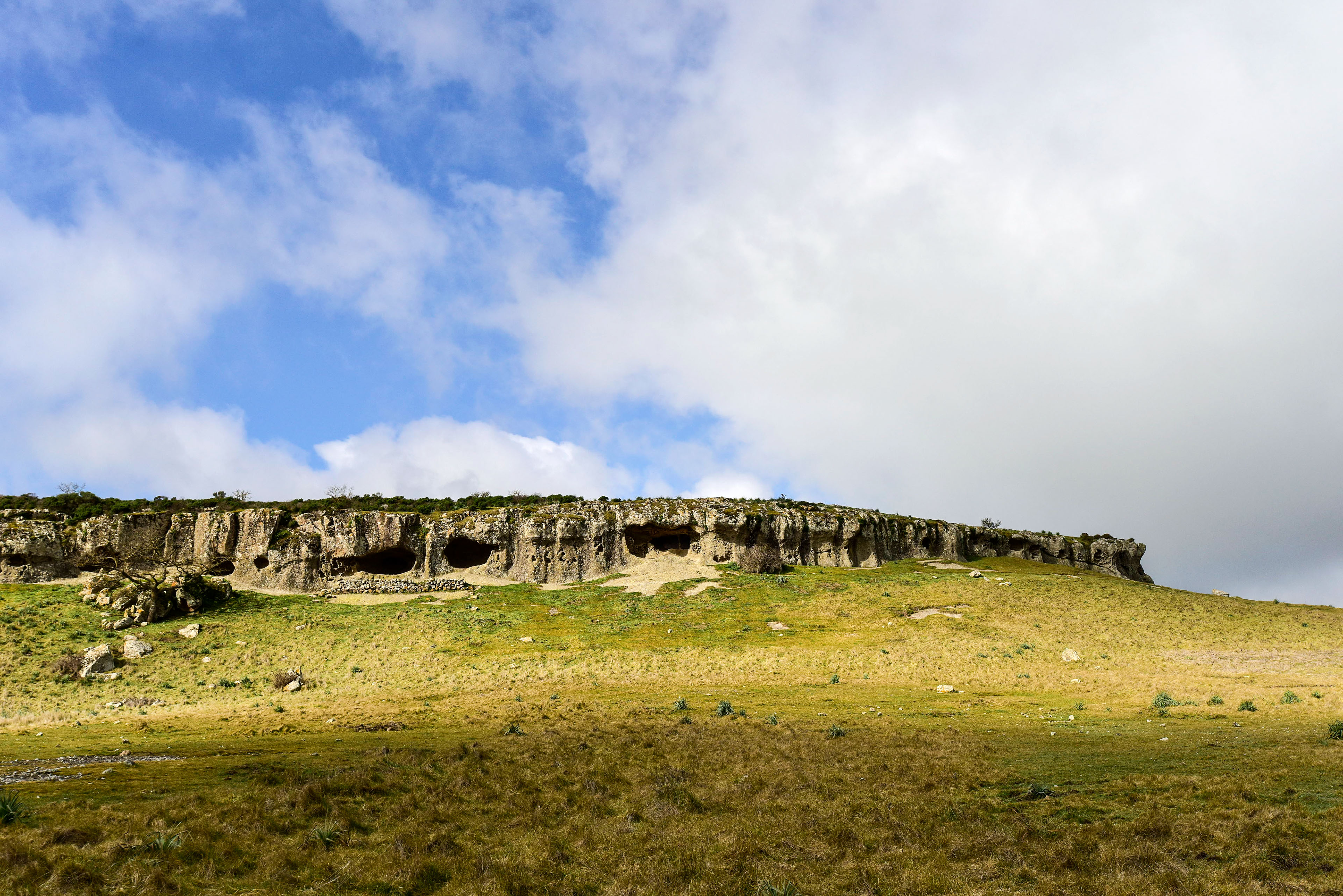 Veduta panoramica della necropoli (foto Ivo Piras)