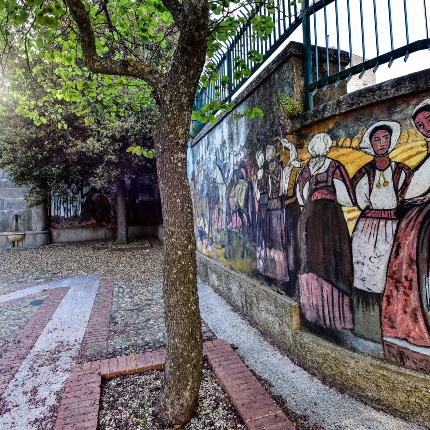 Liliana Cano 1982. La repressione della ribellione sotto l'occhio del feudatario (foto Ivo Piras)