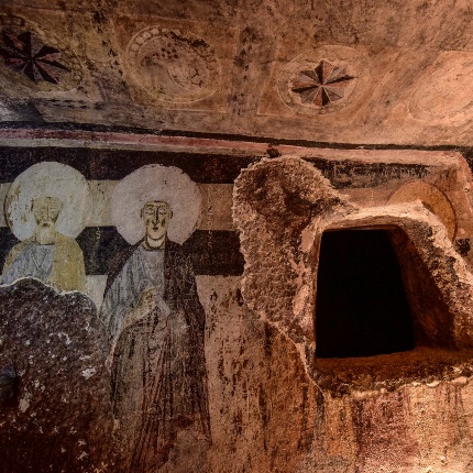 Tomba del Capo, particolare delle pareti affrescate (foto Ivo Piras)