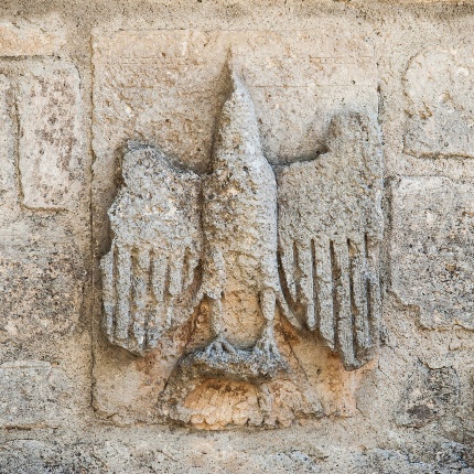 Rilievo con aquila (foto Ivo Piras)