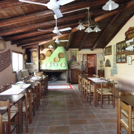 Locale interno (foto Tripadvisor, Sa Mandra Noa)